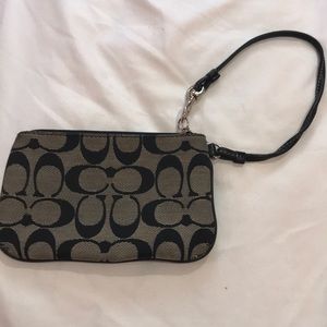 wristlet